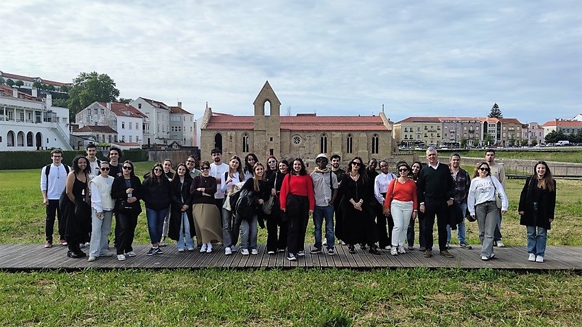 Estudantes de Arquitectura participam no programa Mais do que Casas e visitam várias intervenções de reabilitação em Coimbra